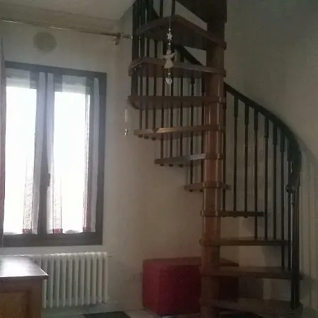 Semesterbostad Glicine Nervesa della Battaglia